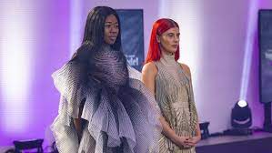 The final five or six contestants travel to an international destination on the american show while germany's version is noncommittal about the number of journeys abroad; Gntm 2021 Diese Kandidatin Verzichtet Freiwillig Auf Das Grosse Finale