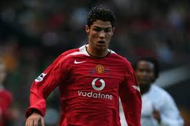 Most man utd fans went from messi is the goat to ronaldo is the goat in less than a day. Man Utd News Cristiano Ronaldo Could Return This Summer