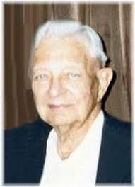 Stephen Krawiec's Instagram, Twitter & Facebook