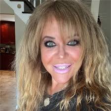 Vicki Ryder's Instagram, Twitter & Facebook