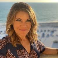 90+ "Kate Arnold" profiles