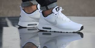 Nike Air Max Tavas White Pure Platinum Black 705149 103 In 2020 Stylish Sneakers Sneakers Men Fashion Mens Nike Shoes