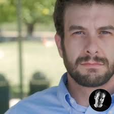 Stanislav Grof sier at psykedelika kan gjøre det samme for psykisk helse  som mikroskopet gjorde for biologien eller teleskopet gjorde for  astronomien. Jeg undersøker dette i samtale med filosofiprofessor Ole Martin  Moen.