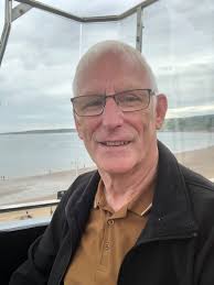 Hi Everyone, I don't live in the area anymore but often wonder what  happened to the old Junior & Primary School at the top of Lamb Lane  opposite the Park. I know