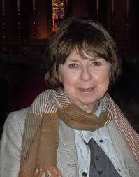 Carolyn Clark's Instagram, Twitter & Facebook