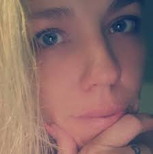 Cassandra Mansfield in people