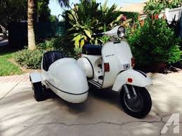 Good Condition Vespa P200e With Sidecar Vespa P200e Vespa Sidecar