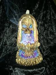Kin demonstrates how to light a backflow incense for our collection of backflow incense holders:1. Led Light Up Skull Crystal Cave Backflow Incense Burner With A Bag Of 12 Cones 5055071746451 Ebay