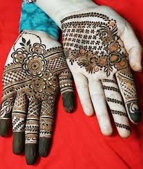 2 264 Likes 8 Comments H A Y A T S I S T E R Hayats Henna On Instagram Me And My Little Princess W In 2020 Hand Henna Tattoo Designs Beautiful Henna Designs