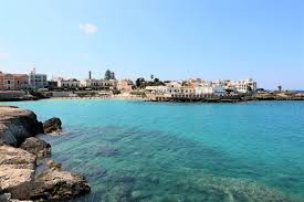 Nel cuore del salento, il b&b è ubicato in un nuovo appartamento nel centro di santa maria al bagno, l´antica emporium nàuna, porto e località termale all´epoca dei romani ed ora gradevole località marina del comune di nardò. Case Vacanze A Santa Maria Al Bagno
