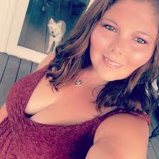 Are there stores that fill balloons with helium in Bowling Green?