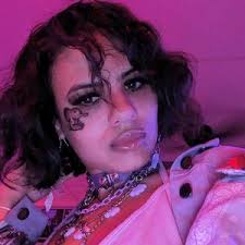 vicki cabrera (@vickicabrera24)