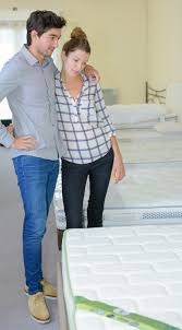 So finden sie sicher das genau zu ihnen passende bett für eine bequeme. Worauf Sollte Ich Beim Kauf Eines Neuen Bettes Achten Tipps Infos