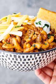 Add carrots, bell pepper, onion, mushrooms, and garlic. Crockpot Goulash Classic Comfort Food Dinner Easy And Delicious
