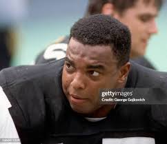 47 Pittsburgh Steelers Terry Long Stock Photos, High-Res Pictures, and  Images