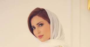 وشاركت عبير جمهورها بفيديو من الكواليس نشرته عبر حسابها على instagram وظهرت فيه معها هنادي مهنا، لتعبر عن سعادتها بتعاونهما مجددا بعد مشاركتهما في. Ù†Ø³Ø±ÙŠÙ† Ø·Ø§ÙØ´ Ø¨Ø§Ù„Ø­Ø¬Ø§Ø¨ ØªÙ‡Ù†Ø¦ Ù…ØªØ§Ø¨Ø¹ÙŠÙ‡Ø§ Ø¨Ø¹ÙŠØ¯ Ø§Ù„Ø£Ø¶Ø­Ù‰ Ø§Ù„Ù…Ø¨Ø§Ø±Ùƒ Ø§Ù„ÙŠÙˆÙ… Ø§Ù„Ø³Ø§Ø¨Ø¹