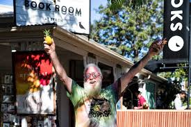 Within its bracket, the bay of silence is an ambitious affair, marrying a knotty whodunwhat puzzle plot to a toughly emotive investigation into. Weird Byron Bay Abc News Australian Broadcasting Corporation