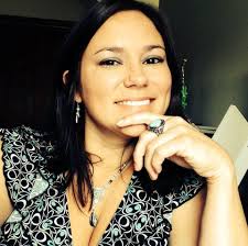 Is there a couple kissing in the picture?