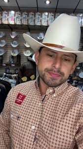 El Amigo Western Wear (@elamigowesternwear)'s videos with Cuando eres de  rancho