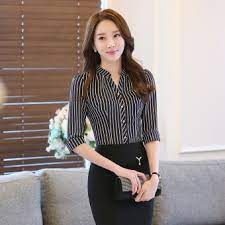 Model baju di atas merupakan model baju wanita agar terlihat langsing. Tokofgo Jual Sifon Wanita Kemeja Lengan Kemeja Lengan Kemeja Bergaris Garis Vertikal Hitam Bergaris Kemeja 68 Hitam Bergaris Kemeja 68 Online Murah