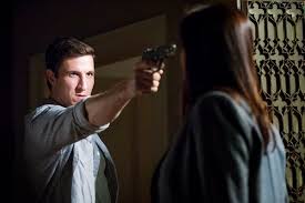 After taking a pan out of her oven, she filled in some zip lock food bags with a cellphone, some cash and filing knives. All Things Law And Order Law Order Svu Her Negotiation Recap Review