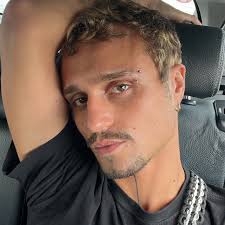 Ethan (@ethanlaraa) • Instagram photos and videos