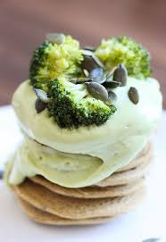 Pancakes Sales Et Creme D Avocat Vegan Sans Gluten Sans Huile Creme D Avocat Pancakes Vegetaliens Crepes Moelleuses