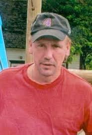 Steven Simington's Instagram, Twitter & Facebook