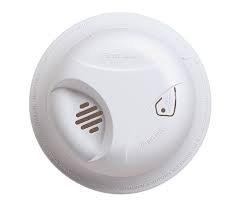 9v battery included approved for rv use listed to ul 217 standard brk model fg250rv is a single station smoke. Brk Electronics First Alert Sa305b 9v Dc Lithium Battery Operated Ionization Smoke Alarm