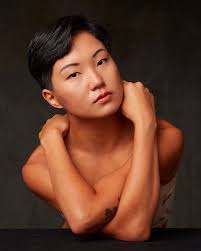 Miranda Quinn's Instagram, Twitter & Facebook