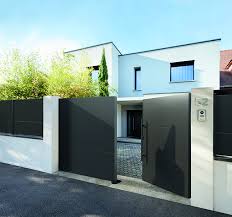 Design Epure Et Style Industriel Pour Vos Portails Portillons Et Clotures Kostum Portail Maison Portail Et Cloture Et Cloture Maison