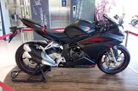 Cbr 250rr Hitam Doff Paling Banyak Diminati Konsumen Gridoto Com