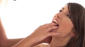 Susan Ayn エロ動画 無修正 - XXX BULE