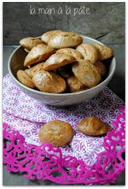 Madeleines Salees Aux Olives Noires Madeleine Salee Recette Madeleine Madeleine