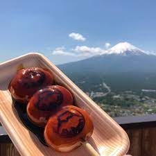 天上山公園 狸貓團子 tokyo japan lake