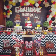 Roblox Birthday Party Game Ideas 12 Ideas Para Tu Fiesta Tematica Roblox Birthday Party Decorations Minecraft Birthday Twin Birthday Parties