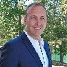 Aaron Pendergraft's Instagram, Twitter & Facebook