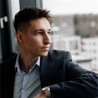 100+ profilů „Nikolas“