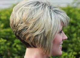 40 Haircuts That Make You Look 10 Years Younger 13 Alphacute Choppy Bob Hairstyles Inverted Bob Hairstyles Bob Hairstyles