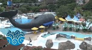 Vacation Snowbay Waterpark Tmii Jakarta Youtube