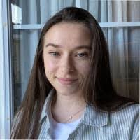 Lana Knox's Instagram, Twitter & Facebook