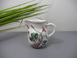 Milchkannchen Botanica Von Villeroy Boch Sahnekannchen Oxalis Acetosella Landhauskuche Kanne Klein Kaffeegeschirr Mettla Villeroy Boch Botanica Bosch