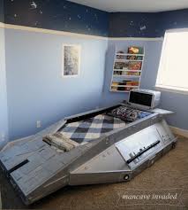 When we moved in (almost 3 years ago) my son asked for a star wars bedroom (and i practically did a cartwheel). Pin On Kid S Room