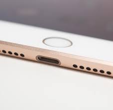 Nun bleibt abzuwarten, ob und wenn ja wann apple den nachfolger des ipad mini 4 präsentiert und wie die neuerungen des geräts im vergleich zum vorgänger konkret aussehen werden. Ipad Mini 2019 Im Test Apple Tablet Spielt Wieder Ganz Vorne Mit Welt