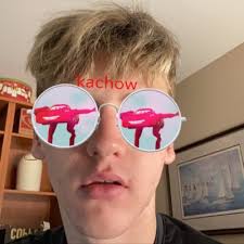 Adam Whitton (@WhittonAdam)