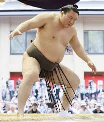 Et plus gros moteur amis la plus forte monde thomas 150 trackmaster thomastoytrains. Ce Jeune Homme Russe Qui Est Devenu Un Celebre Sumotori Au Japon Nous Raconte La Verite