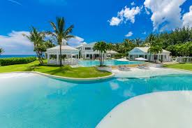 The house features three swimming pools, a mini water park and a lazy river. Celine Dion Cuts Price Of Jupiter Island Estate To 38 5 Million Wsj