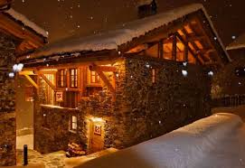 Trascorrere Capodanno In Baita Baite Baita Esterno Casa In Legno