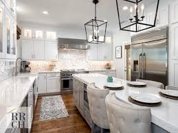Waypoint Painted Linen Shaker Style Cabinets Quartz Countertops Marble Backsplash Wood Floors Shaker Style Cabinets Shaker Style Cool Kitchens