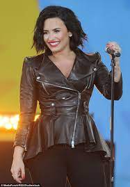 Demi Lovato Wears Leather Jacket As She Performs On Gma Summer Concert Demi Lovato Style Demi Lovato Demi